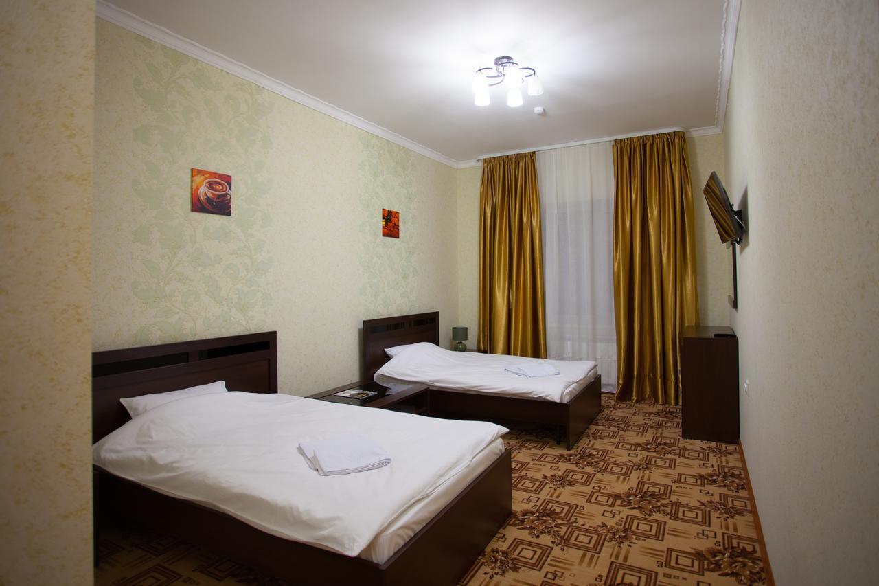 Hotel Razdolie Tobolsk Eksteriør billede